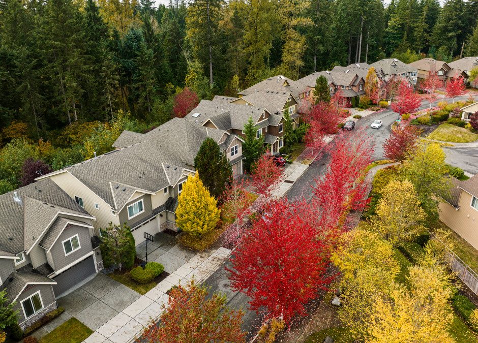 Why Fall Is a Smart Time to Buy or Sell a  Home in the Mid-Atlantic